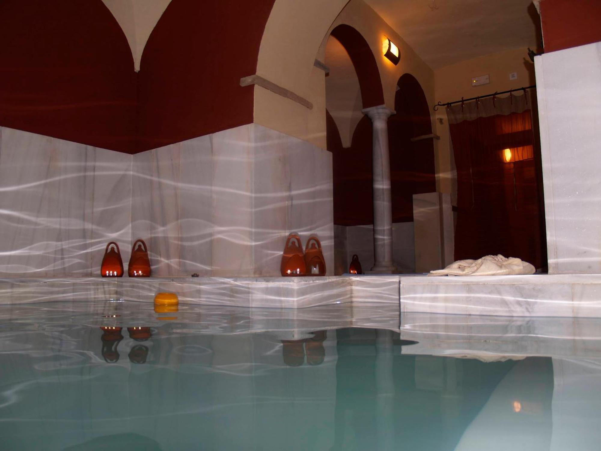 Termas Aqua Libera Pensionat Aljucén Exteriör bild